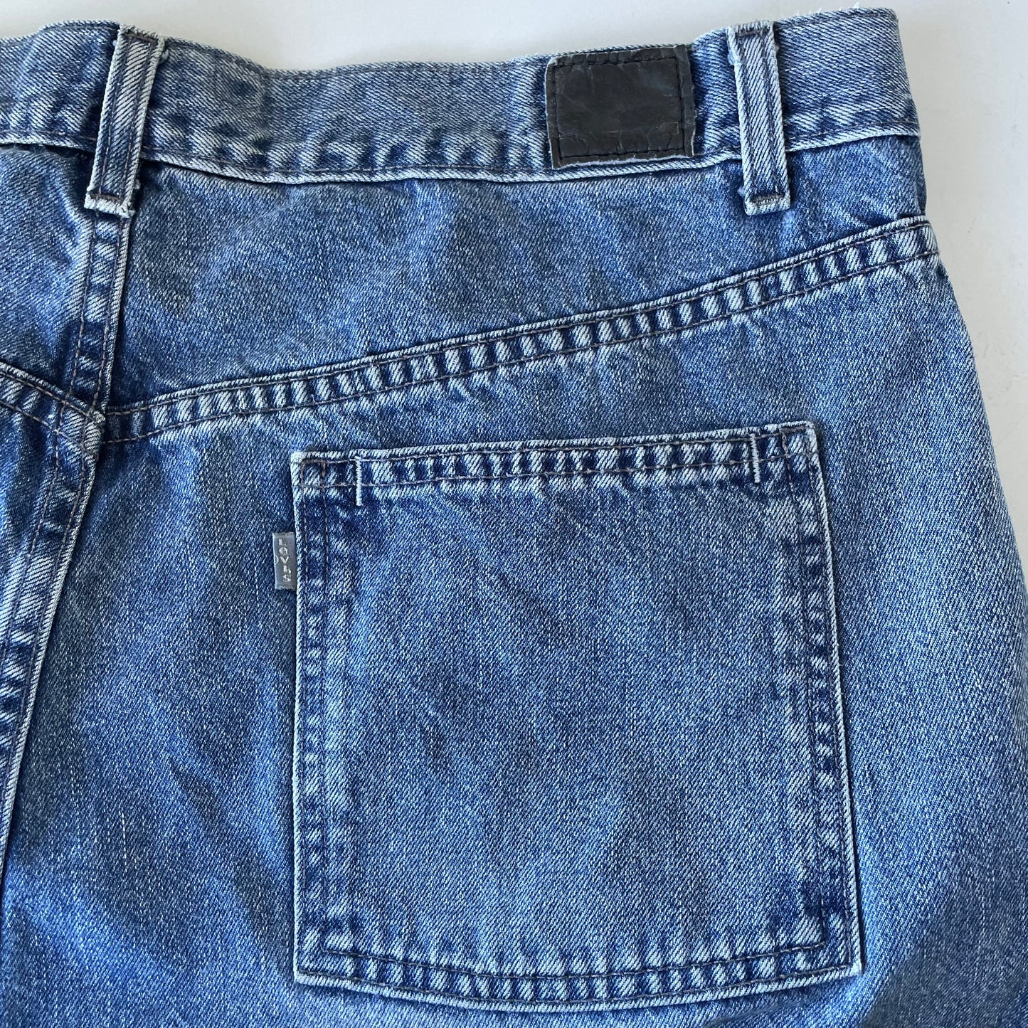 Vintage Y2K 2001 Silvertab Levi’s HEMMED Denim Jeans