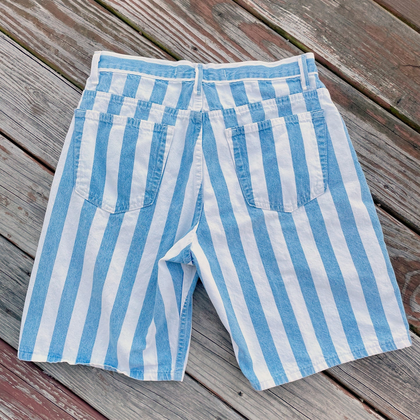 Vintage 90’s Striped Arizona Baggy Jean Mom Shorts