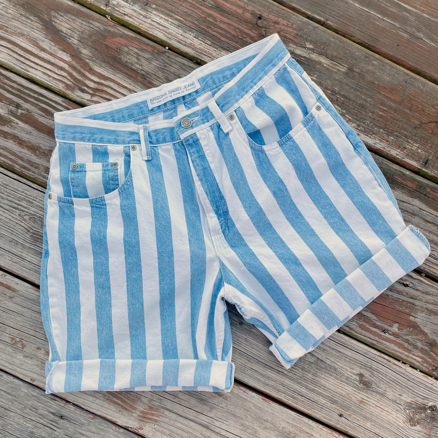 Vintage 90’s Striped Arizona Baggy Jean Mom Shorts