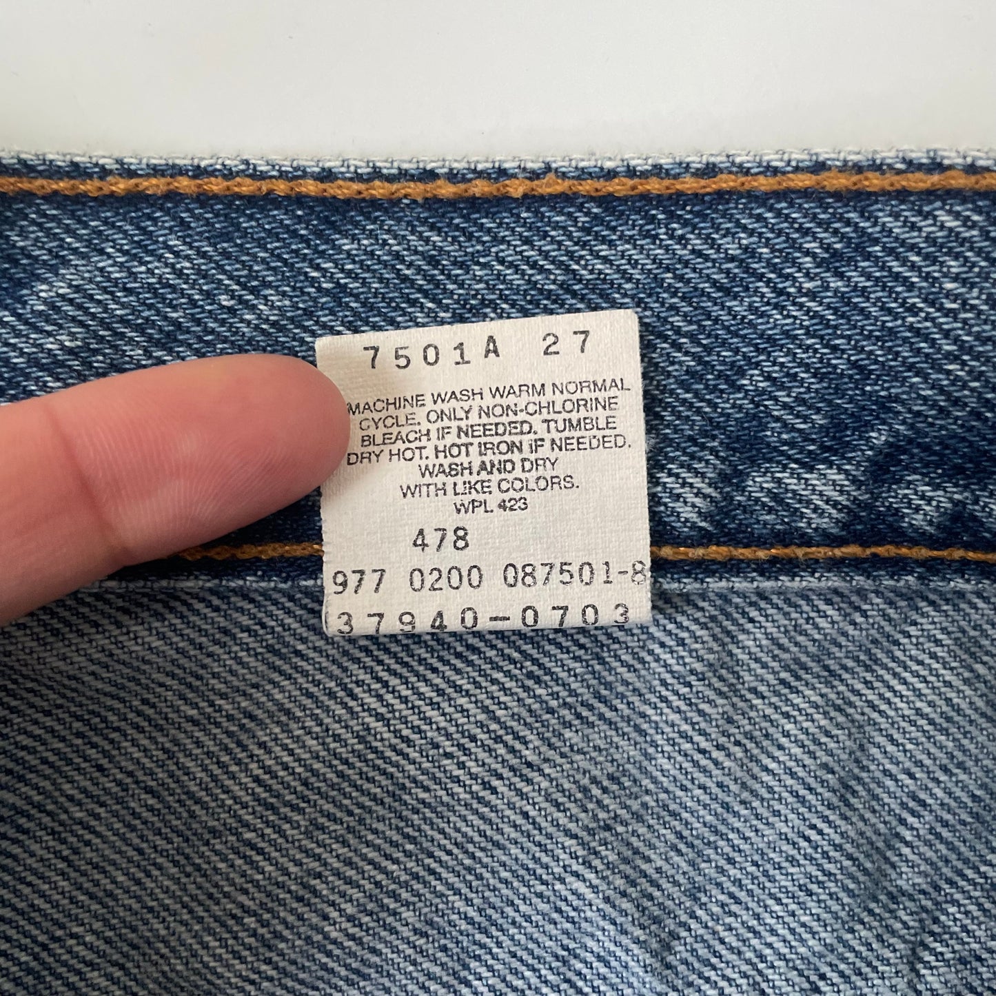 Vintage Y2K Levi’s Daisy Duke Distressed Cutoff Shorts