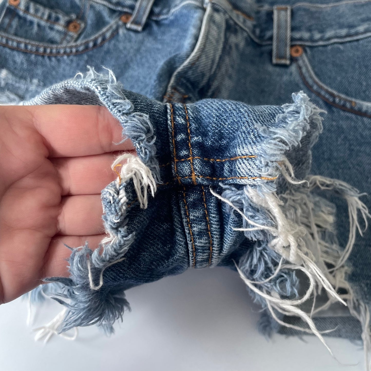 Vintage Y2K Levi’s Daisy Duke Distressed Cutoff Shorts