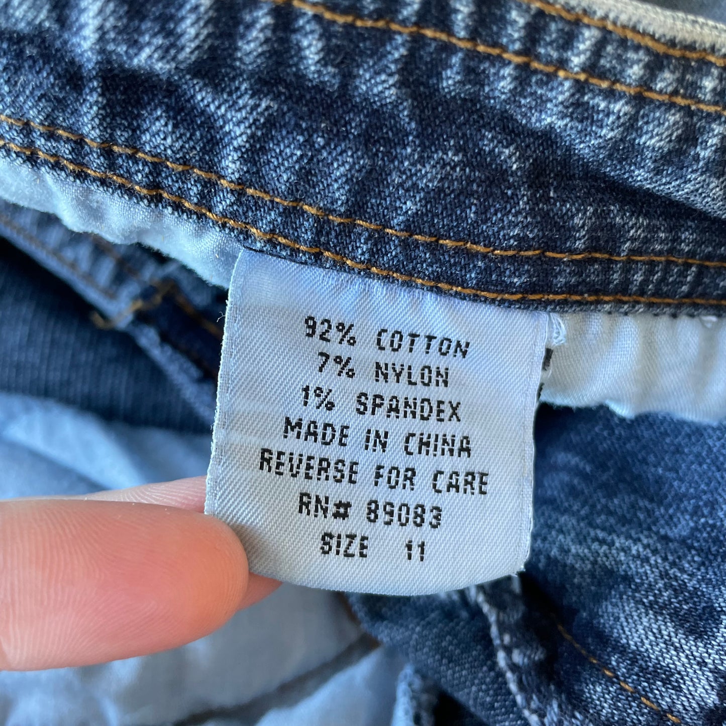 Y2K LEI Mid Rise Flare Jeans