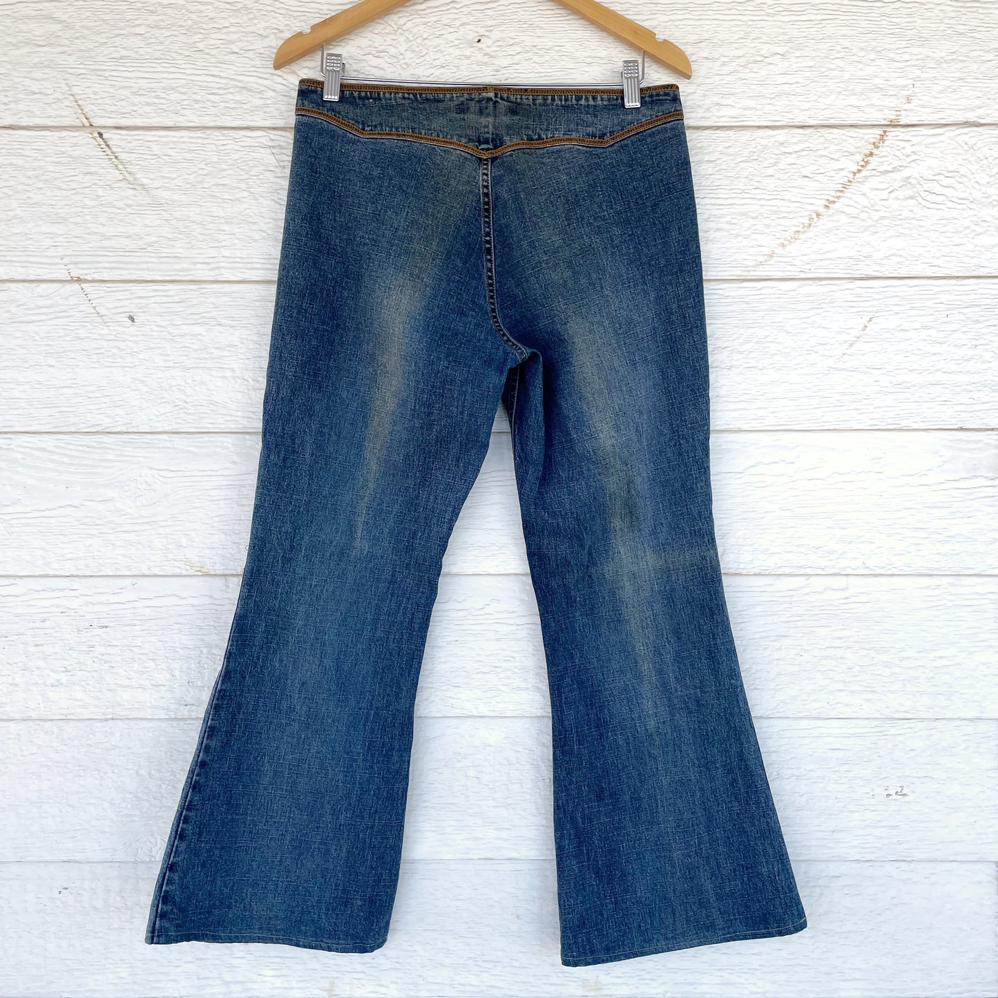 Y2K LEI Mid Rise Flare Jeans