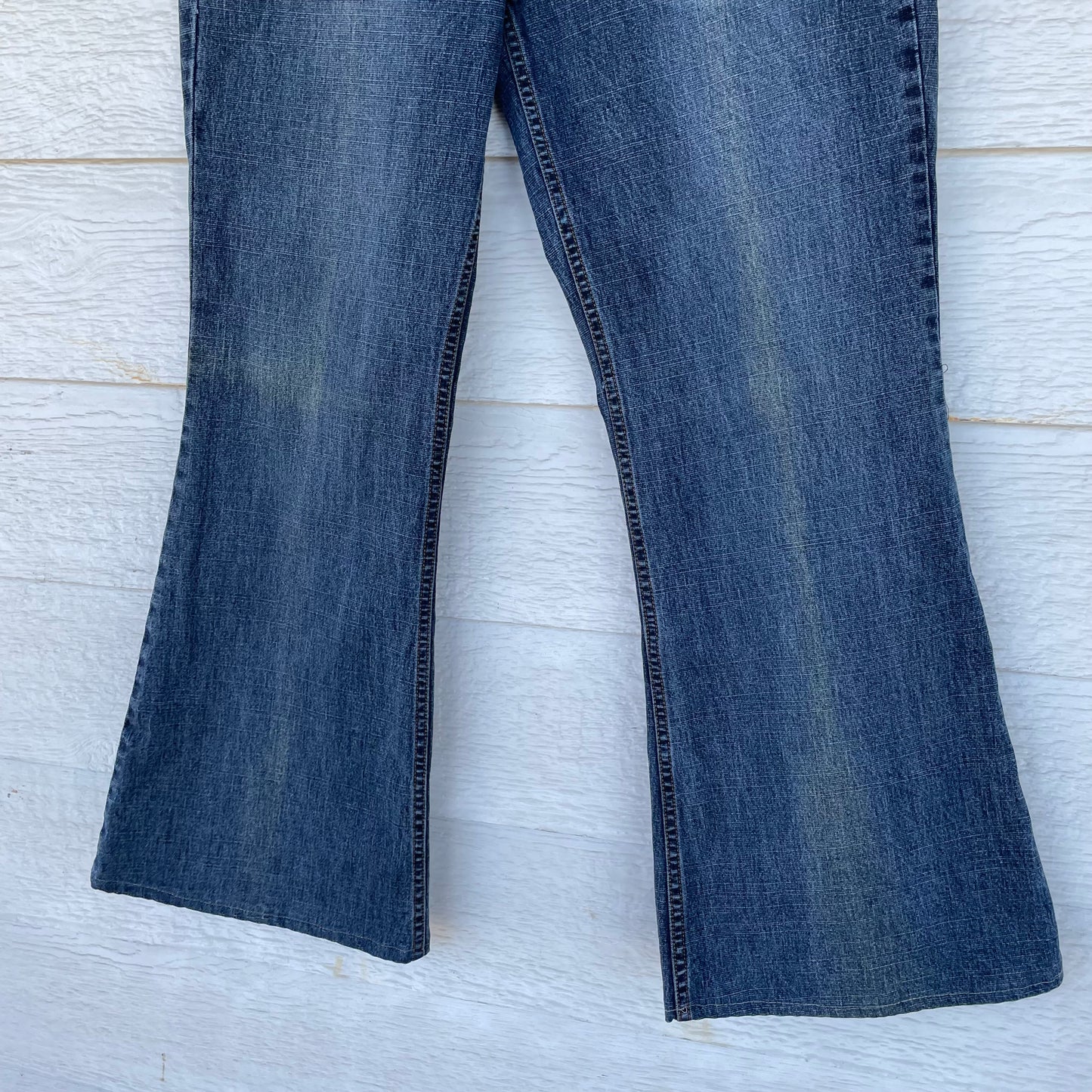 Y2K LEI Mid Rise Flare Jeans