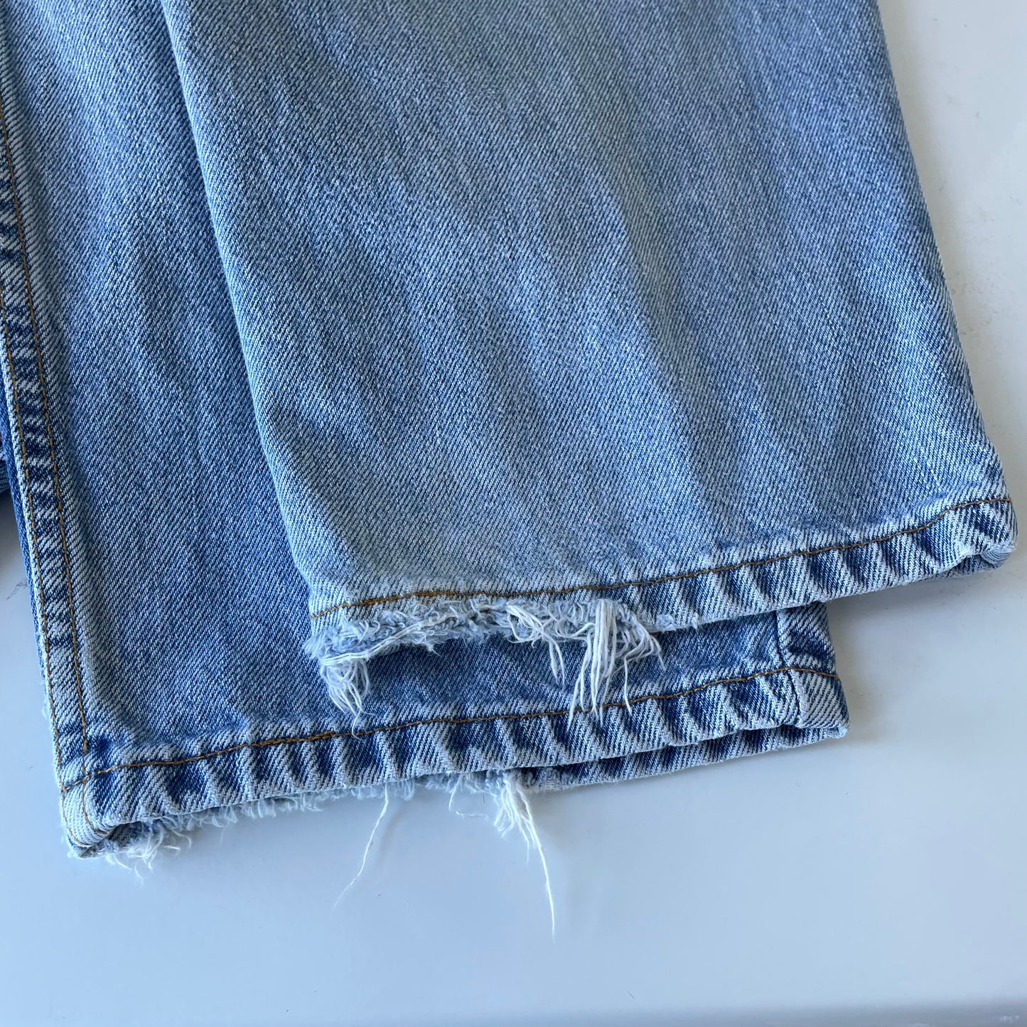 Vintage Y2K 2001 Levi’s 560 100% Cotton Denim Jeans
