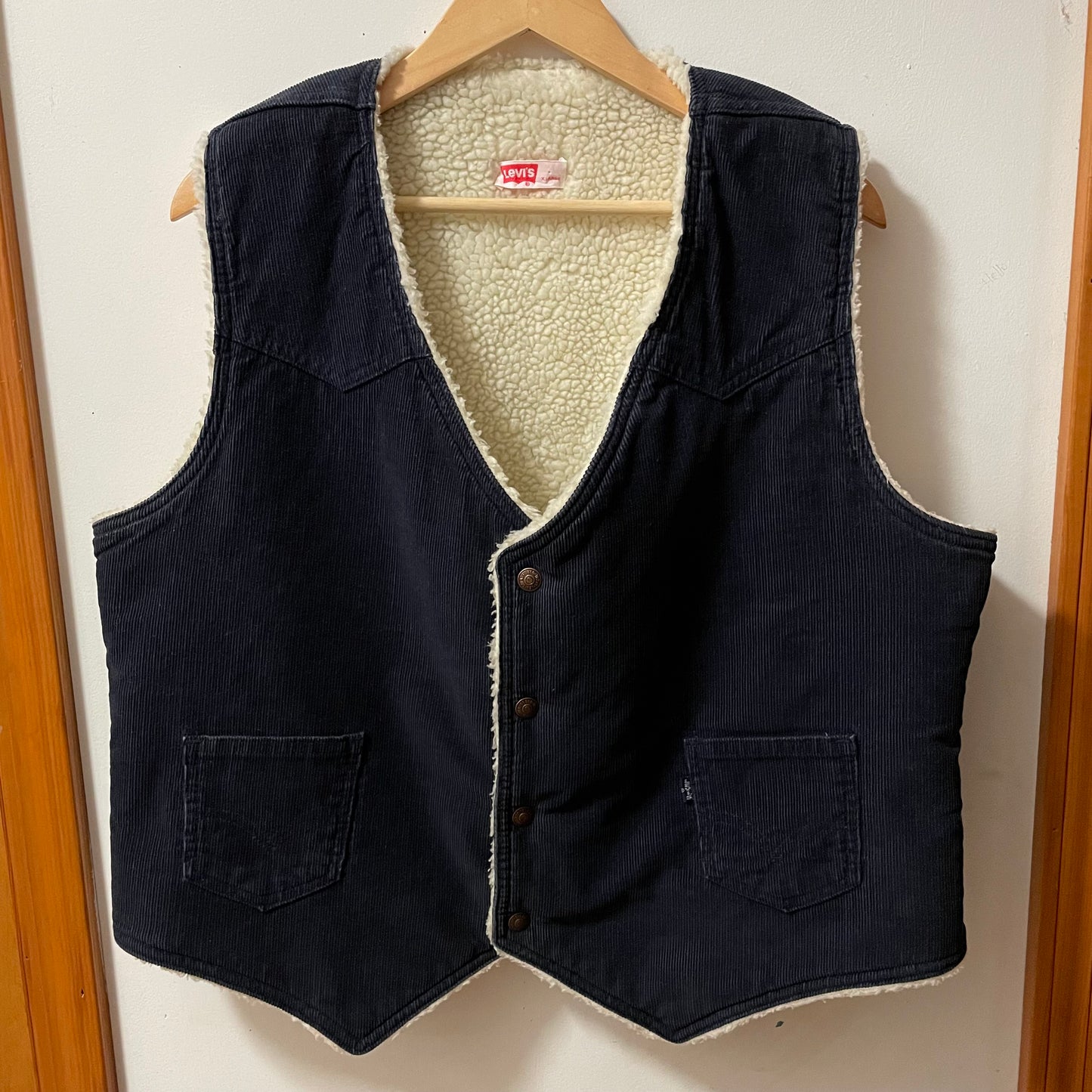 Vintage 70’s Levi’s Corduroy Sherpa Lined Vest