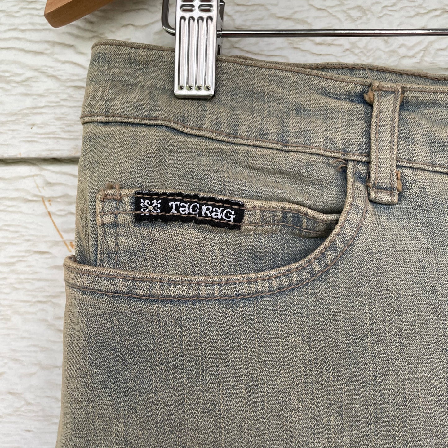 Vintage Y2K Tag Rag Culture Skirt