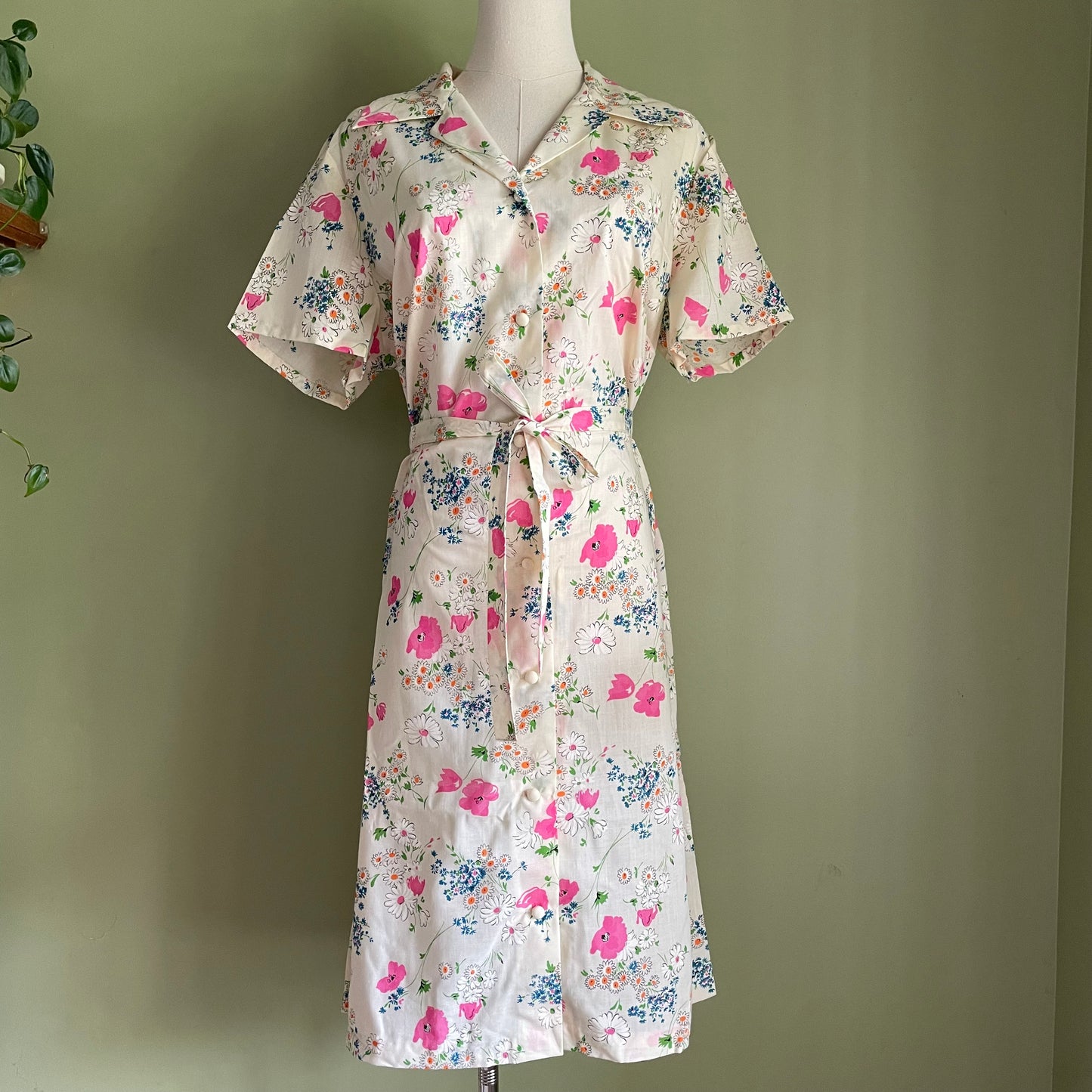 Vintage 60s/70s Volup Floral Dress NOS