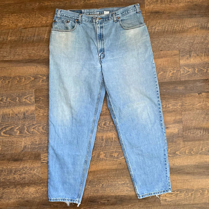 Vintage Y2K 2001 Levi’s 560 100% Cotton Denim Jeans
