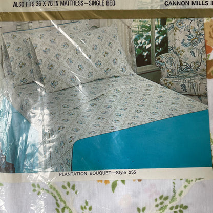 Vintage 70’s Cannon Monticello “Plantation Bouquet” Twin Flat Sheet