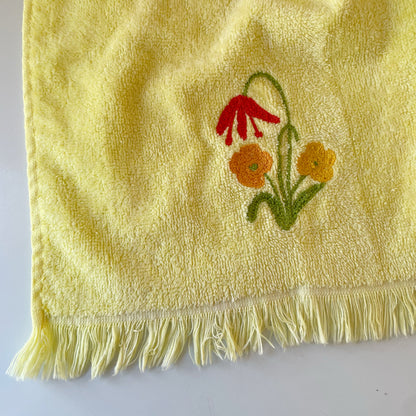 Vintage 70s Fieldcrest Chain Stitch Embroidery Floral Yellow Small Hand Towel